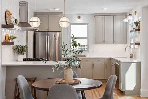 Salem, MINNEAPOLIS, MN 55416
