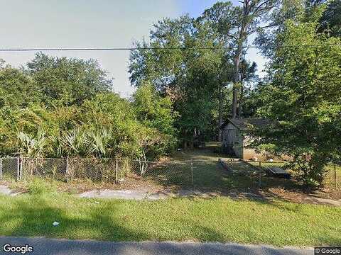 12Th, APALACHICOLA, FL 32320