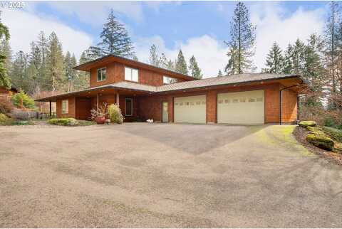 Jasmine, ROSEBURG, OR 97471