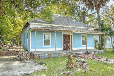 12Th, APALACHICOLA, FL 32320