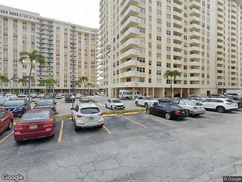 Ocean, HALLANDALE BEACH, FL 33009