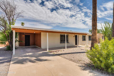 Brooks, TUCSON, AZ 85730