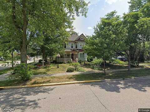 Vine, MARSHFIELD, WI 54449