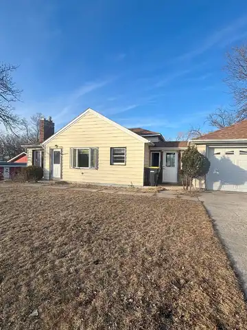 Maple, SACRED HEART, MN 56285