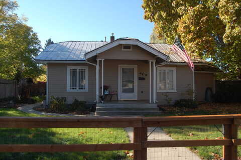 J, GRANTS PASS, OR 97526