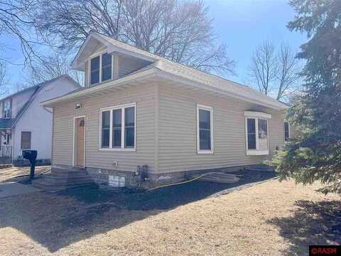 Locust, SAINT PETER, MN 56082