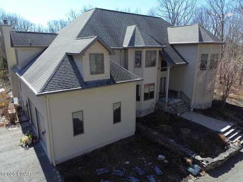 Dewberry, HAWLEY, PA 18428