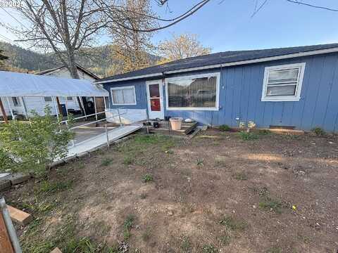 Christian, MYRTLE CREEK, OR 97457
