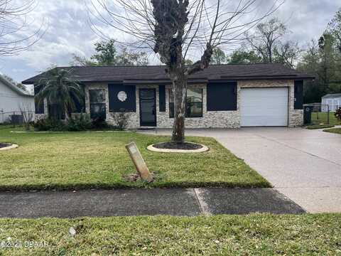 Lora, DAYTONA BEACH, FL 32114