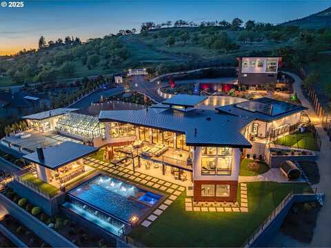Aerial Heights, MEDFORD, OR 97504