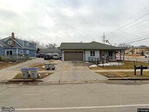 Howard, MILWAUKEE, WI 53221