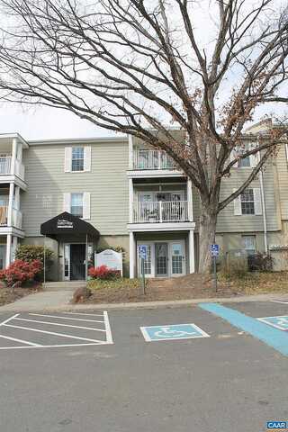 Villa, CHARLOTTESVILLE, VA 22903