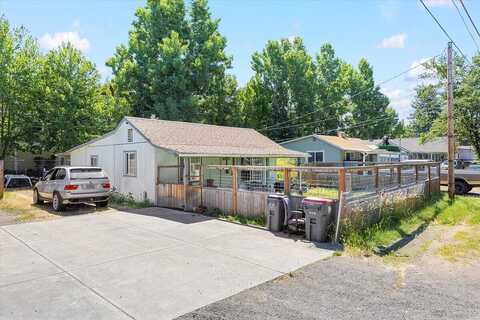Berrydale, MEDFORD, OR 97501