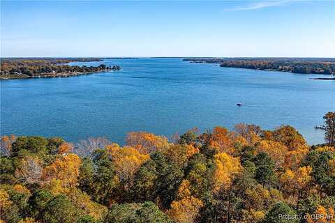 Wilton Creek, HARTFIELD, VA 23071