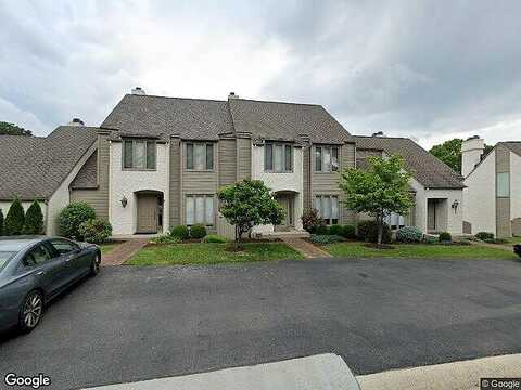 Hunting Hills, ROANOKE, VA 24018