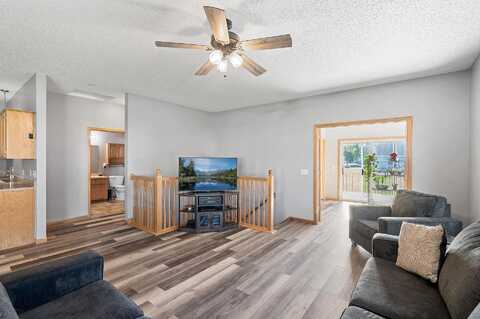 17Th, PRINCETON, MN 55371