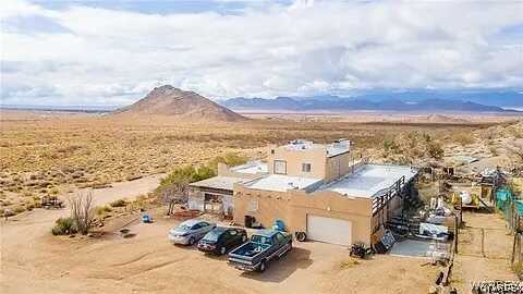 Pauline, KINGMAN, AZ 86401