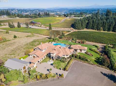 French Oak, WEST LINN, OR 97068