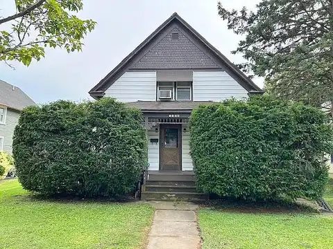 Pleasant, LAKE GENEVA, WI 53147