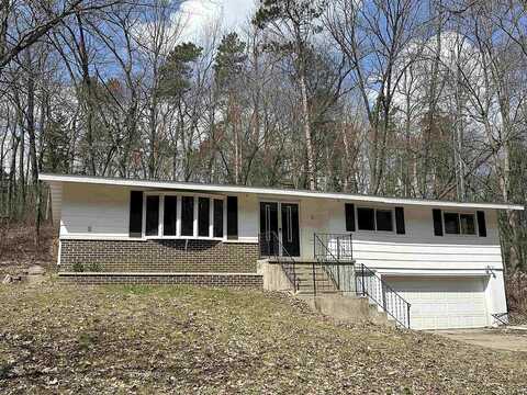 Hale, MAUSTON, WI 53948