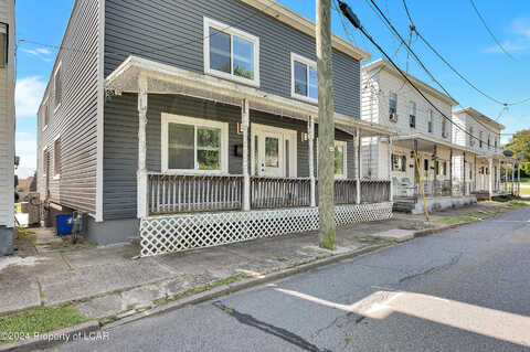 Grove, KINGSTON, PA 18704