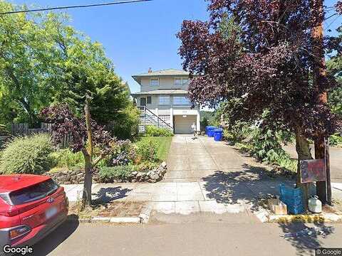 High, OREGON CITY, OR 97045