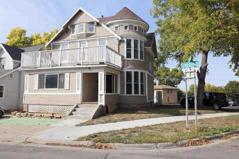 Lincoln, MANKATO, MN 56001