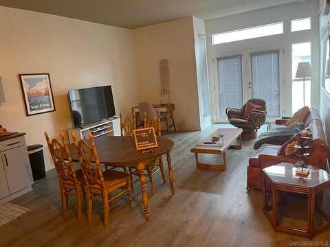 6Th, SAN DIEGO, CA 92101