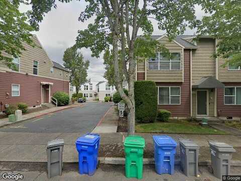 Beech, PORTLAND, OR 97230