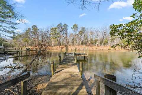 Lake, LOTTSBURG, VA 22511