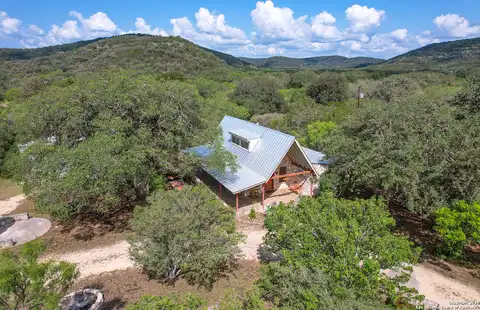 Mariposa, CONCAN, TX 78838