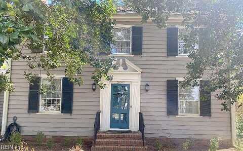 Court, COURTLAND, VA 23837