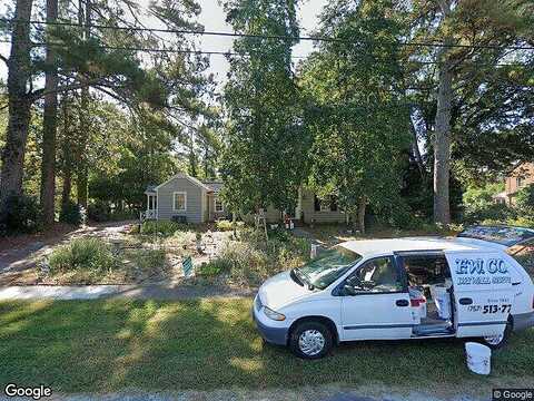 Court, COURTLAND, VA 23837
