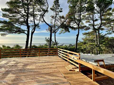 Fircrest, WALDPORT, OR 97394