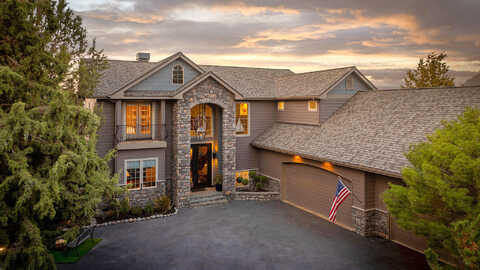 Fairway Heights, BEND, OR 97703