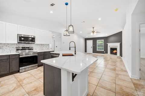 Twin Pines, CANTONMENT, FL 32533