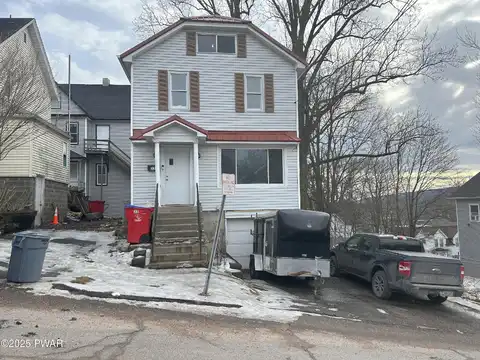 Maple, CARBONDALE, PA 18407