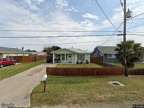 Young, ROCKPORT, TX 78382