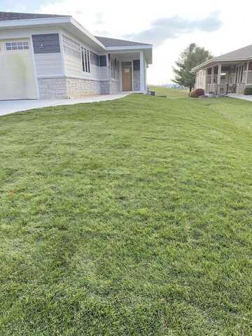 Reinel, JEFFERSON, WI 53549