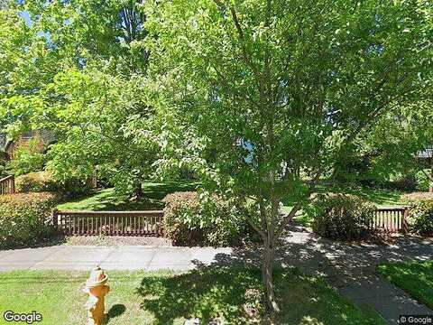 Oakdale, MEDFORD, OR 97501