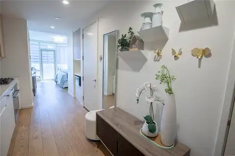 Francisco, LOS ANGELES, CA 90017