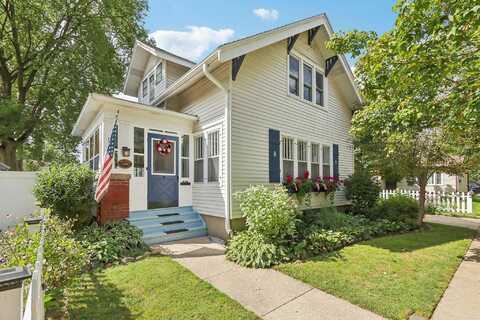 Dodge, LAKE GENEVA, WI 53147
