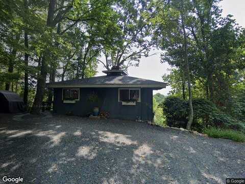 Dogwood, HILLSVILLE, VA 24343