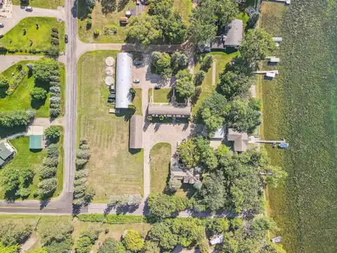 Ireland, ANNANDALE, MN 55302