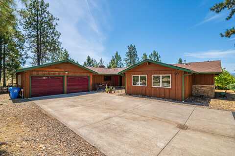 1159 Stevens Road, Eagle Point, OR 97524