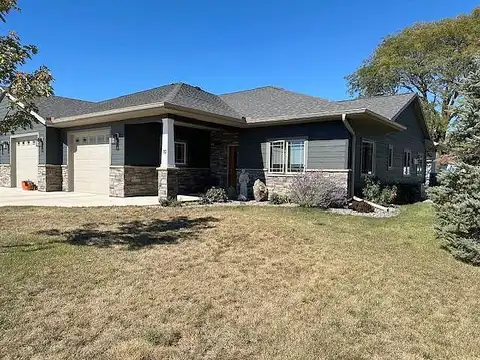 Pine, TRACY, MN 56175