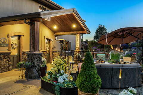 85Th, BEND, OR 97703