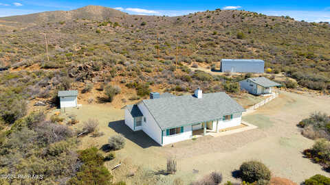 White, DEWEY, AZ 86327