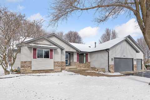 Jameswood, LAKEVILLE, MN 55044