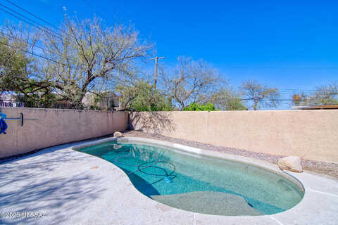 W Paseo Reforma S, Tucson, AZ 85705